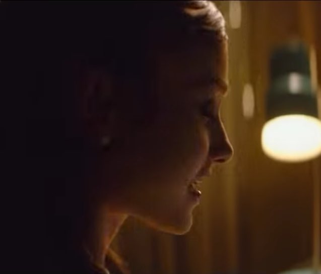 raindropsloki's tweet photo. HER OLD HAIRSTYLE I’M FUCIJSIFG SCREMQING OMG YOUR S TRULIANAAA https://t.co/I6VuaC5WPA
