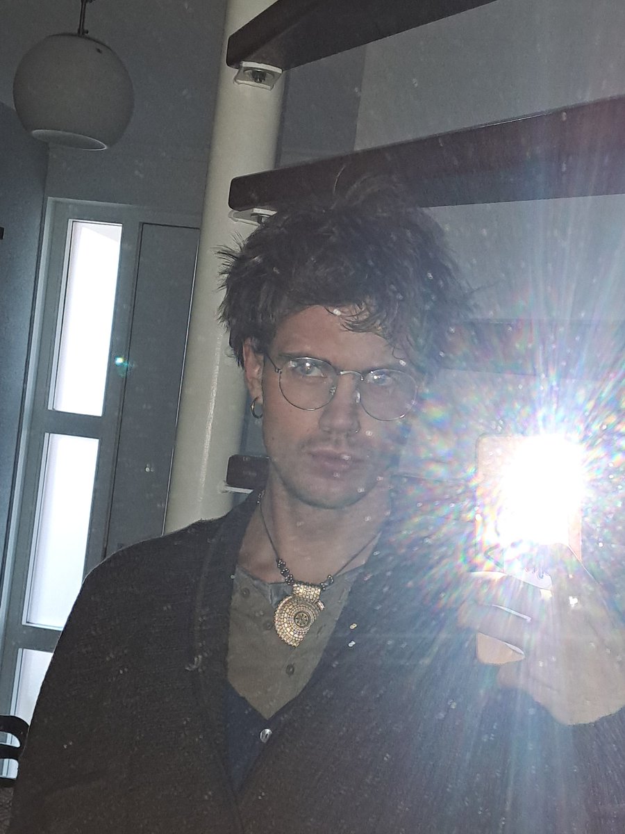 i love wearing these slutty little fake glasses everyWHERE