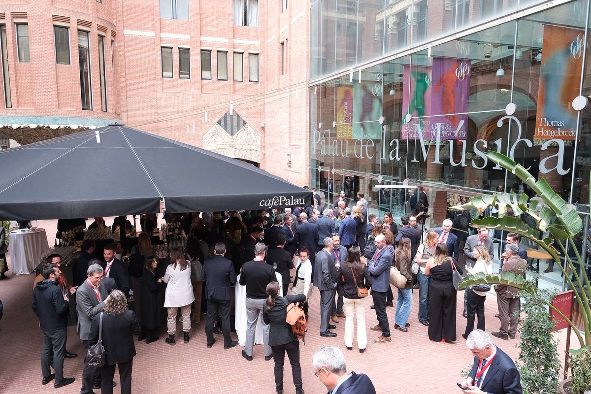 Pausa per dinar. Preparant-nos per la segona part del XIII #FòrumFemCAT.

<a href="/BancoSabadell/">Banco Sabadell</a> <a href="/f_industria/">Fundació per la Indústria - Sabadell 1559</a>