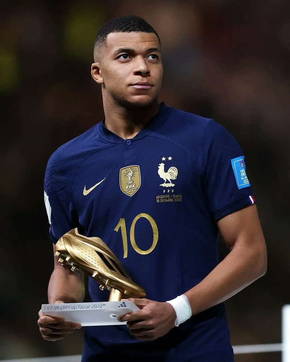Ahmad_RMFC's tweet photo. Mbappe Was The One Who:

-Led France To World Cup Glory After 2 Decades

-Led France To Their Only Nations League Title

-Led PSG To The Only UCL Final In History Of 50+yrs

-Led Monaco To Ligue 1 Title after 15+ yrs

-Is The Only Player To Score Hattrick In WC Final Since 1966

All this while only being 25 Y/O and people already calling him *overhyped*😞