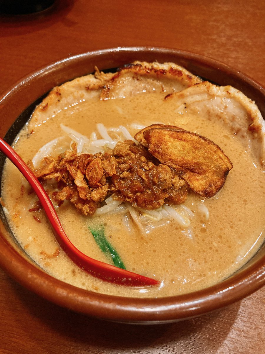 twuntwun9's tweet photo. 北海道を感じるラーメン発見！ https://t.co/RYtyrwHHhW