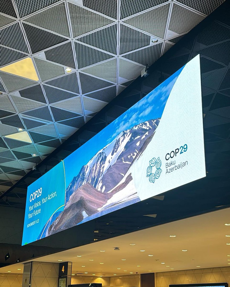 jerhemynemo's tweet photo. TIBA-TIBA OWEN DI AZERBAIJAN 🇦🇿😱?!

Gapernah kebayang pergi ke Azerbaijan, apalagi untuk ikutan COP29 Azerbaijan. 🥹

Buat yang gatau, COP29 itu konferensi iklim dan lingkungan terbesar di dunia yang diadakan oleh United Nations Climate Change Conference, semua pemimpin di seluruh dunia datang untuk diskusi & cari solusi. 🍃

Inget banget dulu pertama kali tau tentang COP itu pas 2021, kuliah tahun ke 2. Waktu itu, Indonesia ikut partisipasi di COP26 & komitmennya cukup kuat, dan itulah yang bikin aku yakin kalau maskh ada harapan untuk urusin lingkungan di Indonesia. 

Semoga hasil diskusi COP tahun ini bisa punya banyak dampak untuk mengatasi masalah iklim di dunia!  🤝

#COP29Azerbaijan