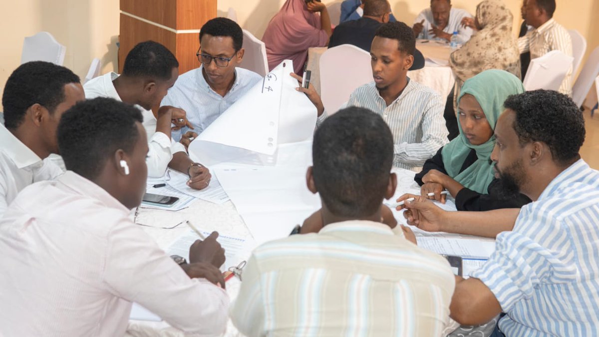 Cumogadishu's tweet image. Somali Fisheries Stakeholders Workshop,on curriculum topics,
Challenges & Opportunities in
Education,training, & productivity.
It is organized by the CU, this activity is under @IRiS_Program.
Which was held in Mogadishu on 07/11/2024 @USAIDSomalia @US2SOMALIA
@UKinSomalia