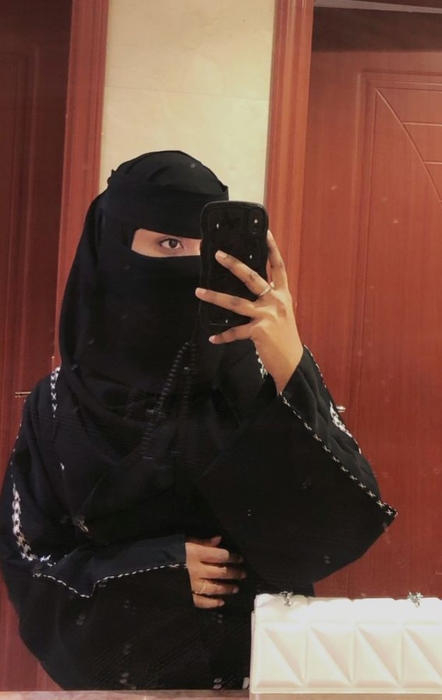ام محمد tweet media