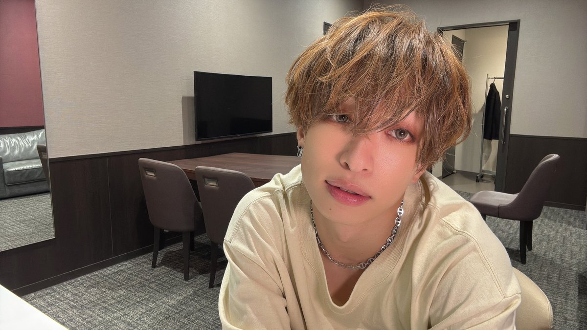 sen_sen_sen_sen's tweet photo. センラワンマン2024 福岡公演

ありがとうございました！

今日で折り返し！？

いやー、最高やったなー！ https://t.co/ZIoAZ28qGm