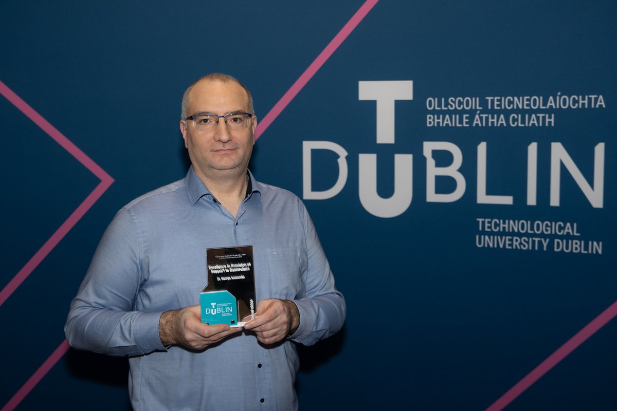 TUDublin_RI's tweet photo. Winner of the @TUDublin_RI 2024 Excellence in Provision of Support to Researchers Award is Dr. George Amarandei, presented by Professor John Doran; President of @WeAreTUDublin.

Congrats George from all at #TUDublinRIAwards 
#GoBeyondLearning

https://t.co/2pO65OXHLq https://t.co/5l4xQjz535