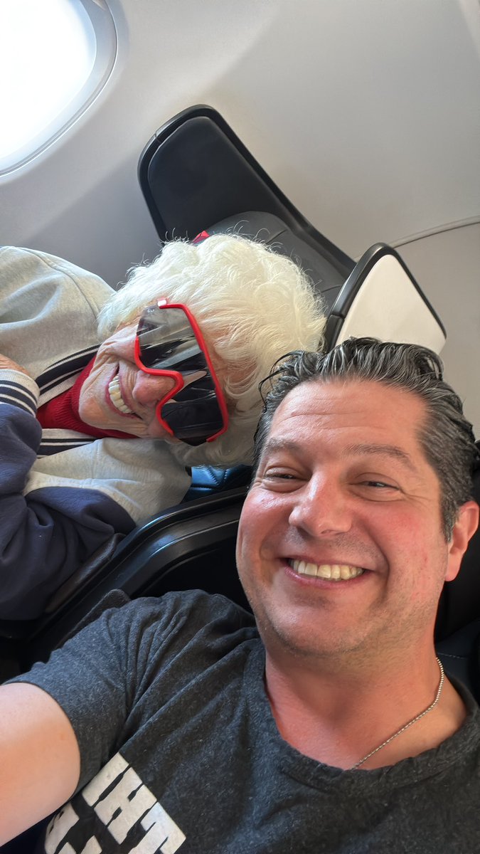 dr_shaps's tweet photo. Do you know who she is? 🎉
Maybelle Blair, 97 years young, a pioneer in women’s baseball with endless energy and contagious laughter. From #California to #Orlando, still throwing strikes and living with passion! Let’s live like Maybelle! 💪⚾️ #Inspiration #Baseball #DrShaps https://t.co/VteNHgLEJ7