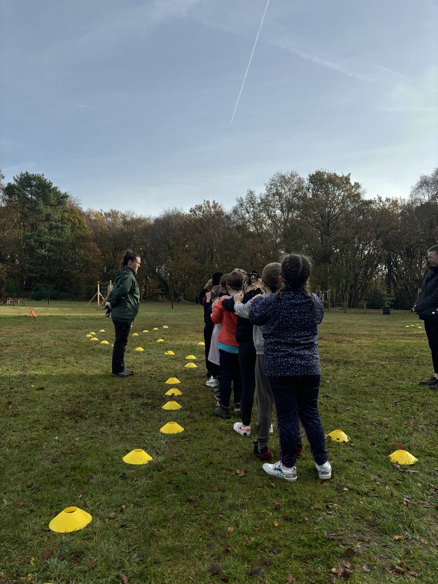 barnstondale's tweet photo. Achieving excellence together with @OakTreesMAT #outdooreducation #learningoutsideoftheclassroom #primaryeducation #collaborativeworking #outdooradventures https://t.co/JhqwgQywju