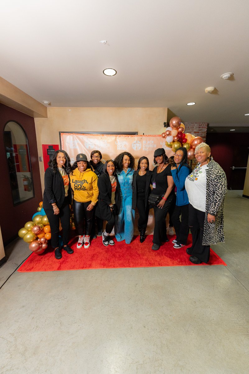 synthcesss's tweet photo. THANK YOU L.A!❤️
I am beyond grateful for the incredible moments we shared at #LAUGHCRYHEAL.🙌🏽
From the laughter that filled the room to the deep, healing tears and powerful testimonies, it was a truly transformative experience.❤️ https://t.co/48mZ2F3JZ7