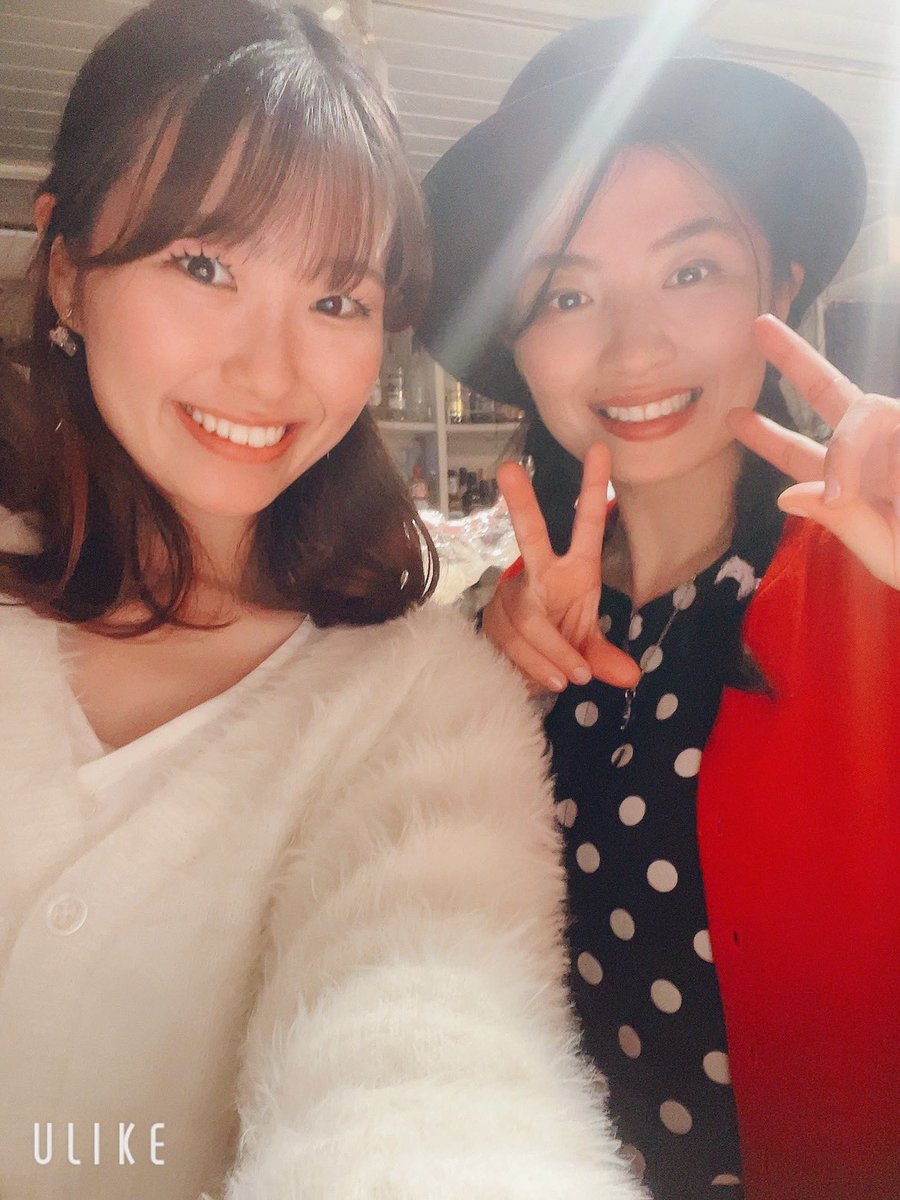 aoi_3789's tweet photo. 本日はありがとうございました😊
ピアノ&ギターの弾き語りの皆さんに混ぜていただきました🎹🎸
皆さんめちゃくちゃ素敵で聴き入ってしまいました💭
またご一緒できるように日々精進です❤️🔥
【素敵な演者様💐】
#永井絵梨沙 さん、 #mippi さん、 #いまいりさ さん https://t.co/AH3tEkX7cU