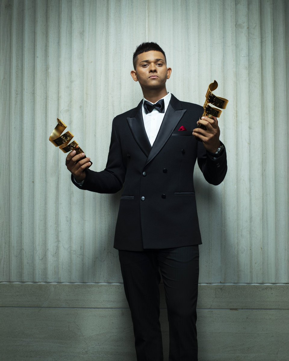 Yashasvi Jaiswal (@ybj_19) on Twitter photo Two awards in one night, with my family cheering me on! Couldnโt have asked for more!
Thank you for an amazing evening <a href="/sportshonours/">Indian Sports Honours</a> and <a href="/StarSportsIndia/">Star Sports</a> ๐
Fab ๐ธ: <a href="/colstonJulian1/">ColstonJULIAN</a>
๐: Breakthrough Athlete of the Year | Star Believe Two awards in one night, with my family cheering me on! Couldnโt have asked for more!
Thank you for an amazing evening <a href="/sportshonours/">Indian Sports Honours</a> and <a href="/StarSportsIndia/">Star Sports</a> ๐
Fab ๐ธ: <a href="/colstonJulian1/">ColstonJULIAN</a>
๐: Breakthrough Athlete of the Year | Star Believe