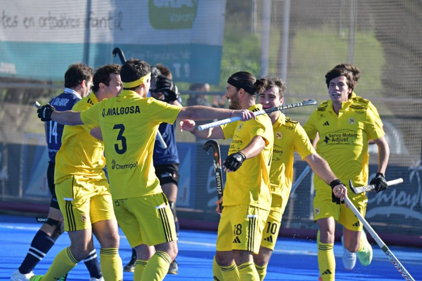 🏑(2/2)| A la Divisió d’Honor masculina, victòries per a <a href="/atleticdhm/">Atlètic Terrassa DH Masculí</a> i <a href="/EgaraDHM/">EgaraDHM</a> 

👁‍🗨El <a href="/cdterrassaDHM/">CDTerrassa DHM</a> perd 4 a 1 amb el Club de Campo terrassadigital.cat/latletic-es-de… #Terrassa #esportstrs #hockeycat
