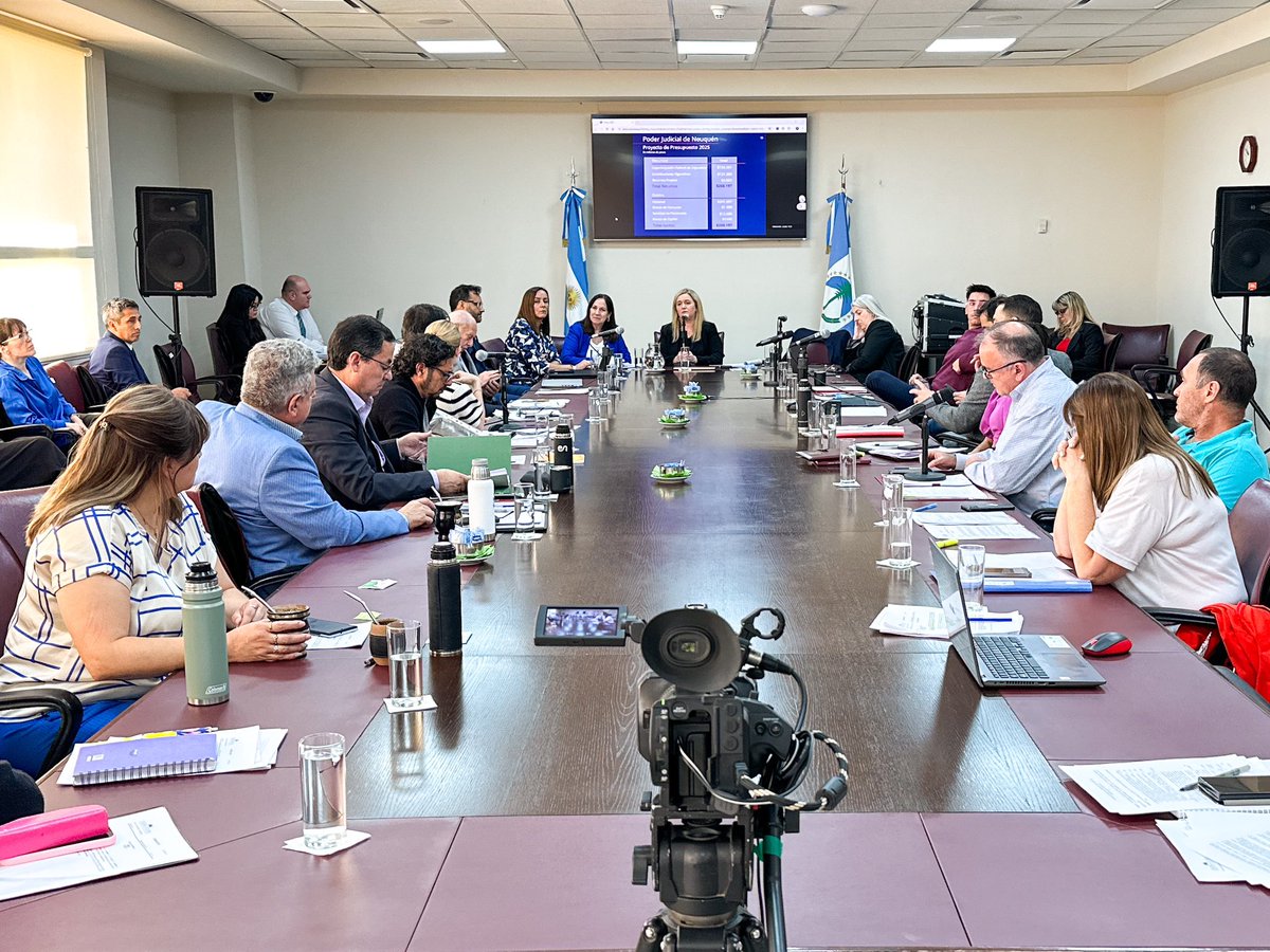 Paola Cabeza tweet media