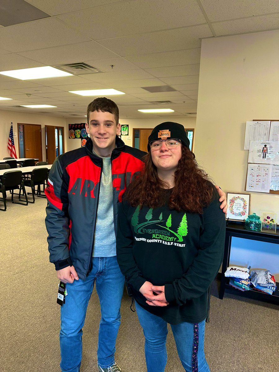 Congrats to VS on winning the Halloween scavenger hunt at #EvergreenAcad - He won this awesome <a href="/arcticcat_snow/">Arctic Cat Snowmobiles</a> jacket #snowmobile #staywarm #ROE44 <a href="/whipplescott/">Scott Whipple pHCLE</a> Thanks Mrs. Wittstock!