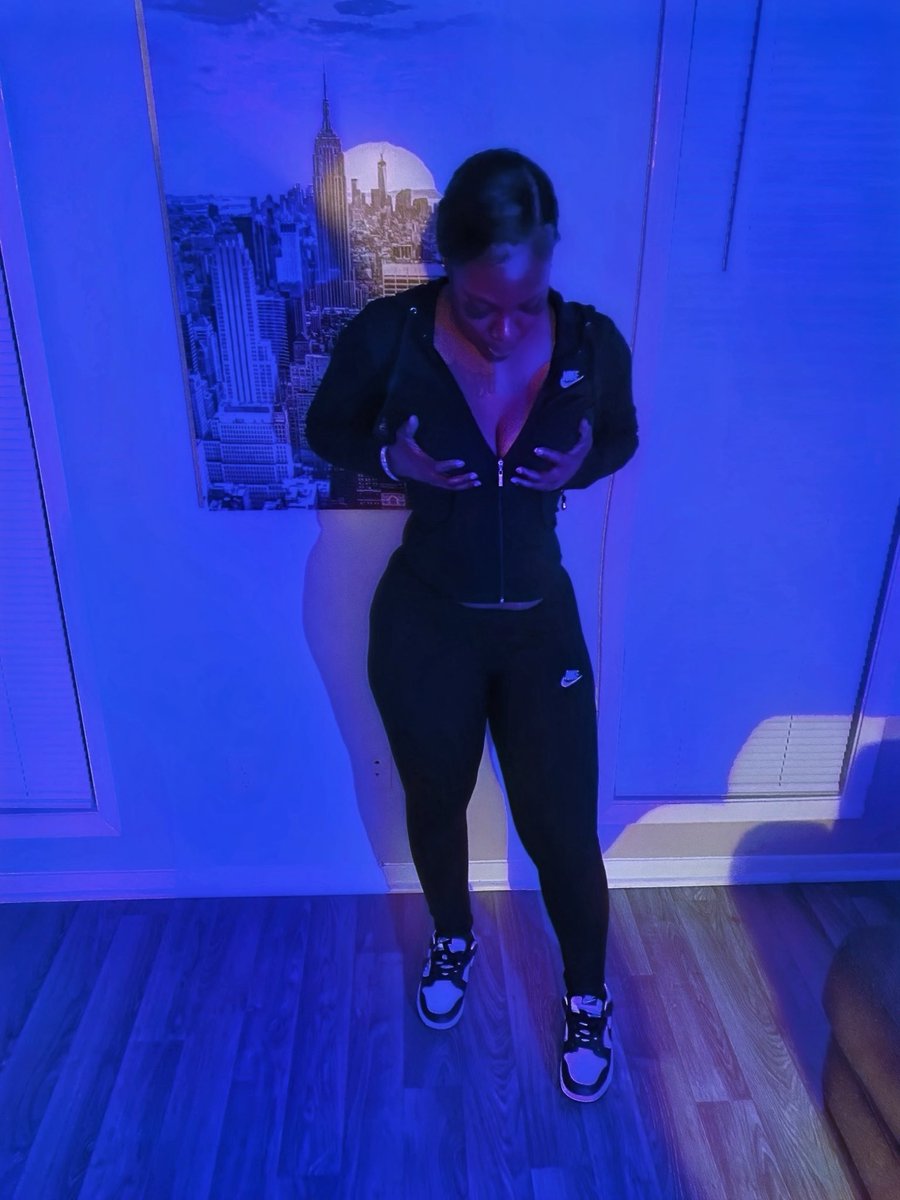 dripdropbadd's tweet photo. Since I'm never here https://t.co/szSKAYcjgX