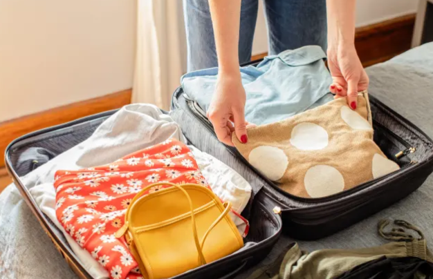 gitajee18781's tweet photo. 🧳 Packing made easy: Always have a pre-packed travel toiletry bag for a stress-free journey. https://t.co/o7nH65GEa3