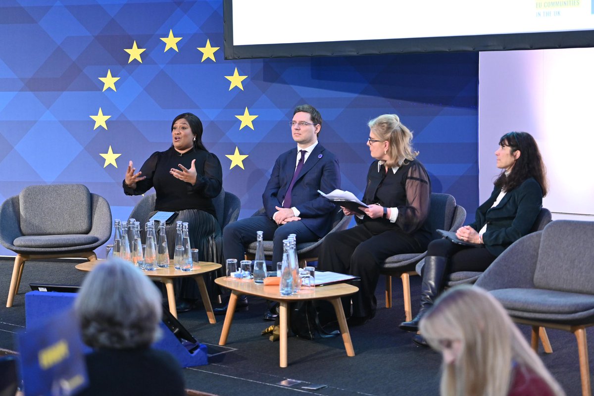 EU and UK Parliamentarians are now discussing their work on #EUcitizens in the UK.  
🇬🇧MPs Manuela Perteghella <a href="/MP4Stratford/">Manuela Perteghella MP 🔶</a> and <a href="/BellRibeiroAddy/">Bell Ribeiro-Addy MP</a> are joined by 🇪🇺MEP <a href="/negrescuvictor/">Victor NEGRESCU</a> for an insightful exchange.