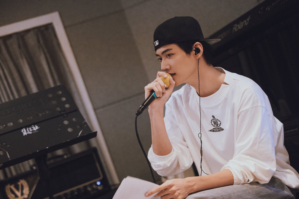 lil_d517's tweet photo. กรี๊ดดด เหล่ากง😭😭😭 หล่อมากก ตกหลุมรักซ้ำๆอีกละ

#โจวเคออวี่ #周柯宇 #ZhouDaniel #Zhoukeyu https://t.co/5wq5vym1gP