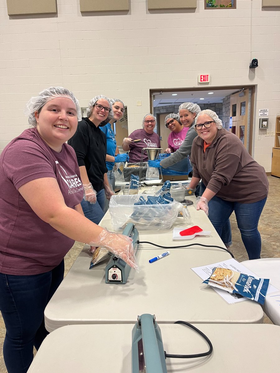 federatedins's tweet image. We are proud of our amazing team of 70 employees who joined the effort to pack an incredible 101,088 meals with Feed My Starving Children! 🎉 At Federated®, we are honored to sponsor such an impactful cause, making a difference in the lives of many. 

#FederatedCares #FMSC