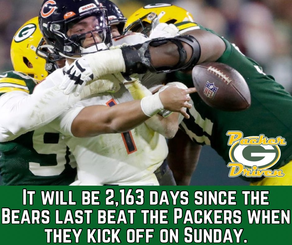 PackerDriven's tweet photo. There are children in kindergarten that have never seen the Bears beat the Packers. #GoPackGo https://t.co/t4trkJcyAb