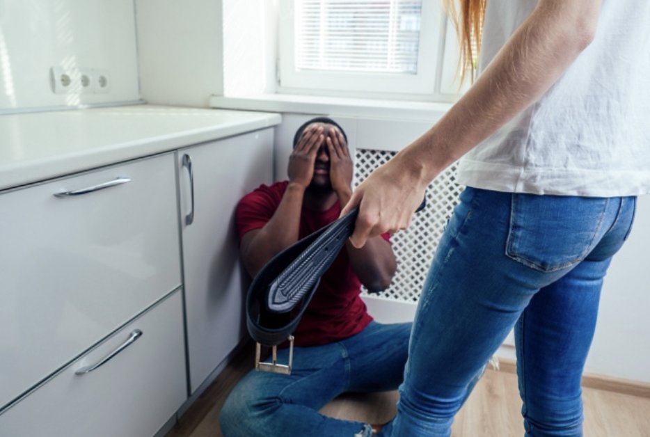 menandboysnet's tweet photo. During Men’s Equality Month, let’s recognize that
domestic abuse affects both sexes. Everyone deserves
support and protection, regardless of gender. Let's
address this issue openly and ensure fairness for all.
#MensEqualityMonth #PartnerAbuse #GenderEqualityForMen #MenToo https://t.co/yMKOERmCJT
