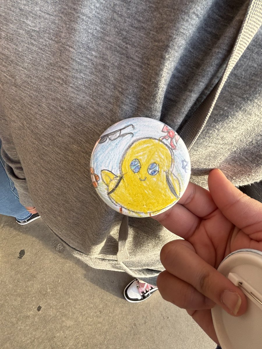 BUTTONS!! 😃 <a href="/BartonBuff/">Barton Elementary</a> Book Club made buttons yesterday to go along with our book “Duck for President” The kids had so much fun and the buttons came out GREAT! <a href="/riosserica/">Erica Rios</a> <a href="/fridacumpean/">Frida Cumpean</a> Also CONGRATULATIONS to this week’s book winner!! 🎉🎉