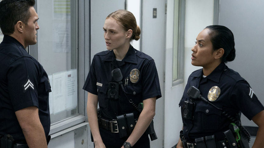 mireia_nadal's tweet photo. For me this year it has been #Bosch & #BoschLegacy because of the stories told, the core values of the main characters, and overall, the amazing cast @welliver_titus #MadisonLintz #MimiRogers @DeniseGsanchez #AmyAquino #TroyEvans #JamieHector https://t.co/4oKsvNMf19