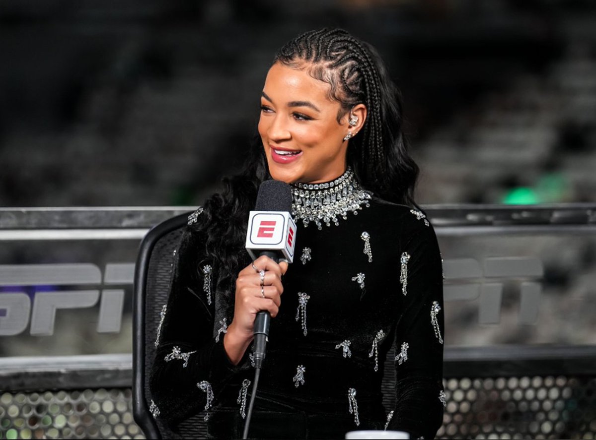 bill hofheimer (@bhofheimer_espn) on Twitter photo Happy birthday to <a href="/Andraya_Carter/">Andraya Carter</a>, who has had a terrific year across ESPN platforms w/ prominent roles in WNBA, NBA Draft, and both men's & women's basketball coverage, including as a member of our breakout NCAA women's studio trio alongside Elle and Chiney. Happy birthday to <a href="/Andraya_Carter/">Andraya Carter</a>, who has had a terrific year across ESPN platforms w/ prominent roles in WNBA, NBA Draft, and both men's & women's basketball coverage, including as a member of our breakout NCAA women's studio trio alongside Elle and Chiney.
