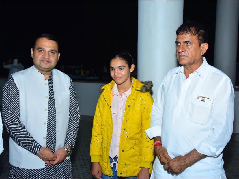 poojabishnoi36's tweet photo. कल मेरे नाना जी देवेंद्र जी बुड़िया के सपोर्ट में कल 2 बजे मुकाम बीकानेर में रैली रखी गई है समाज में उनके कार्य हम सभी देखते है आप जरूर पधारे https://t.co/AAtxjvuK59