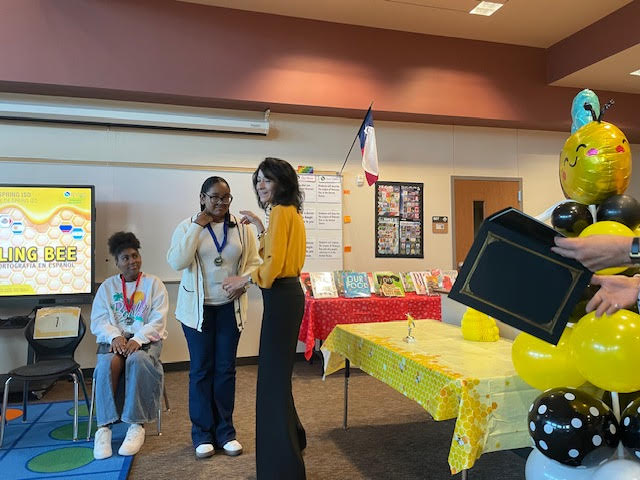 RobersonSpring's tweet photo. Congratulations to Leah Sanchez, an RMS student and our Spring ISD Spanish Spelling Bee champion!  She spelled her way to the top and will represent Spring ISD at the regional competition in February! Let’s cheer Leah on as she gets ready to take on the next level!  #RMSProud 🐝 https://t.co/Y7KCnX1l92