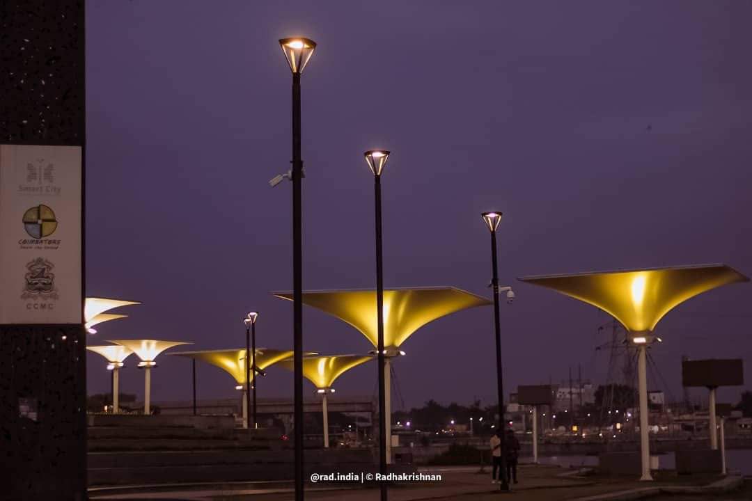 RadCoimbatore's tweet photo. Night Photography 
Ukkadam Periyakulam 
Coimbatore #Photographer 
@covaichronicle @CovaiDigital @CovaiTalkss @TirupurTalks https://t.co/6gqabxCLLP
