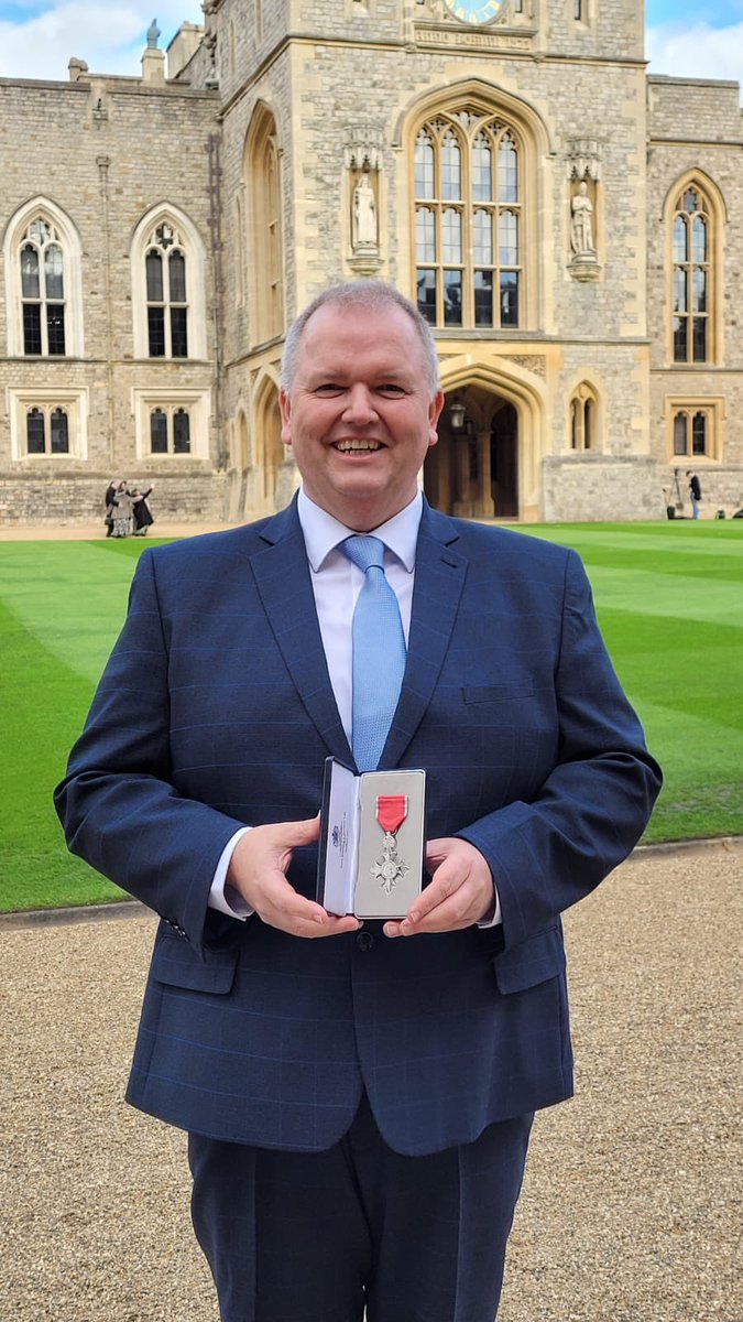 National Institute of Teaching (@natinstteaching) on Twitter photo We are beyond proud of our very own <a href="/reuben_moore/">Reuben Moore</a> today who is at Windor Castle to receive his MBE for services to education!
NIoT’s CEO <a href="/MelanieRenowden/">Melanie Renowden</a> said ‘everyone <a href="/NatInstTeaching/">National Institute of Teaching</a> is very proud of <a href="/reubenmoore/">Reuben Moore</a> and delighted that his life-long commitment to teaching has We are beyond proud of our very own <a href="/reuben_moore/">Reuben Moore</a> today who is at Windor Castle to receive his MBE for services to education!
NIoT’s CEO <a href="/MelanieRenowden/">Melanie Renowden</a> said ‘everyone <a href="/NatInstTeaching/">National Institute of Teaching</a> is very proud of <a href="/reubenmoore/">Reuben Moore</a> and delighted that his life-long commitment to teaching has