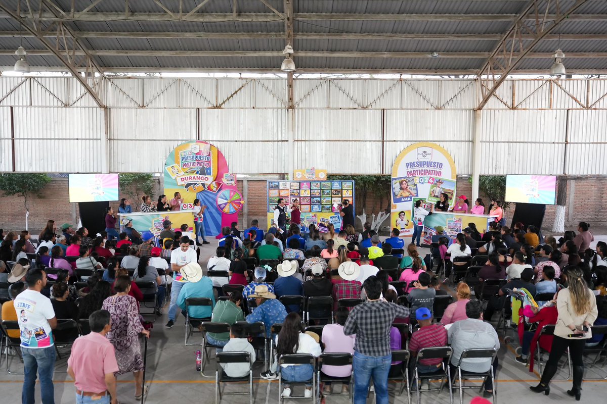 Isabel_Onti_'s tweet photo. Avanza Durango Con el Presupuesto Participativo, cada rincón se transforma. Toño Ochoa defiende a la gran familia del Poblado 05 de Mayo y Labor de Guadalupe, donde equipos como
"Los Invencibles" y "Las Guerreras" presentaron sus proyectos para beneficiarse de la bolsa de 70 MDP. https://t.co/wCH4yv6Mge