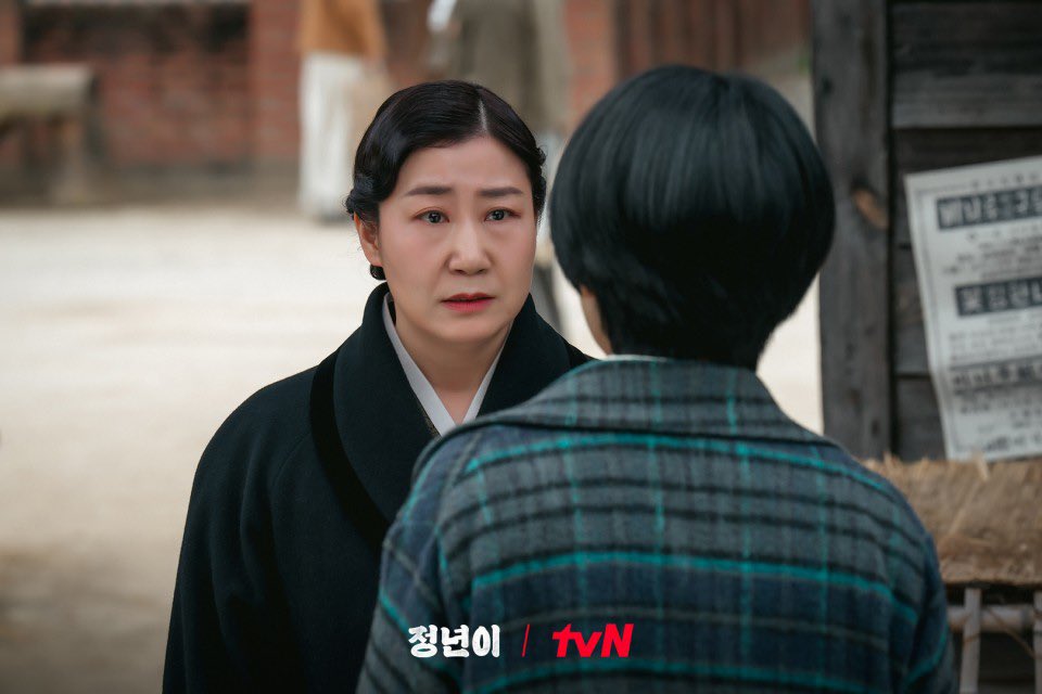 Ramiran_FCN's tweet photo. <정년이> 현장포토.🥹
cr.tvn

#라미란 #罗美兰 #ramiran 
#정년이 #正年 https://t.co/k9LdTC7mSk