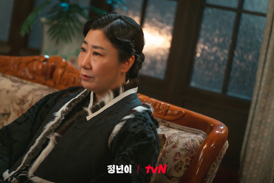 Ramiran_FCN's tweet photo. <정년이> 현장포토.🥹
cr.tvn

#라미란 #罗美兰 #ramiran 
#정년이 #正年 https://t.co/k9LdTC7mSk