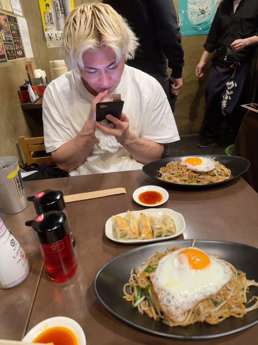 タクト tweet media