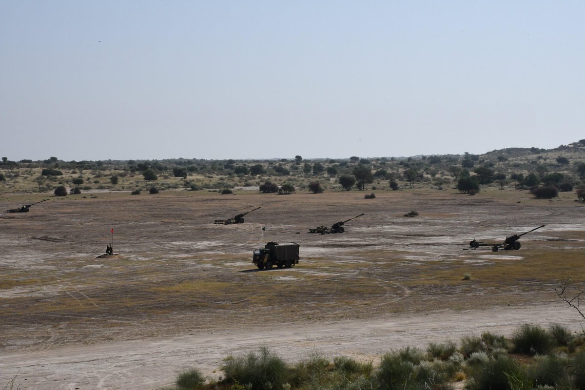 ChetakCorps_IA's tweet photo. #GandivDivision #InTimeOnTarget Gunners enhanced operational preparedness for #FutureWars through rigorous training in semi-desert terrain, showcasing swift, precise #Firepower. New tactics, techniques and procedures were validated with #Agniveers and #YoungGunners embracing modern technology.
#TechInfusion
#TrainingTogether
#ChetakCorps
#SaptaShaktiCommand
@adgpi
@PRODefRjsthn
@SWComd_IA