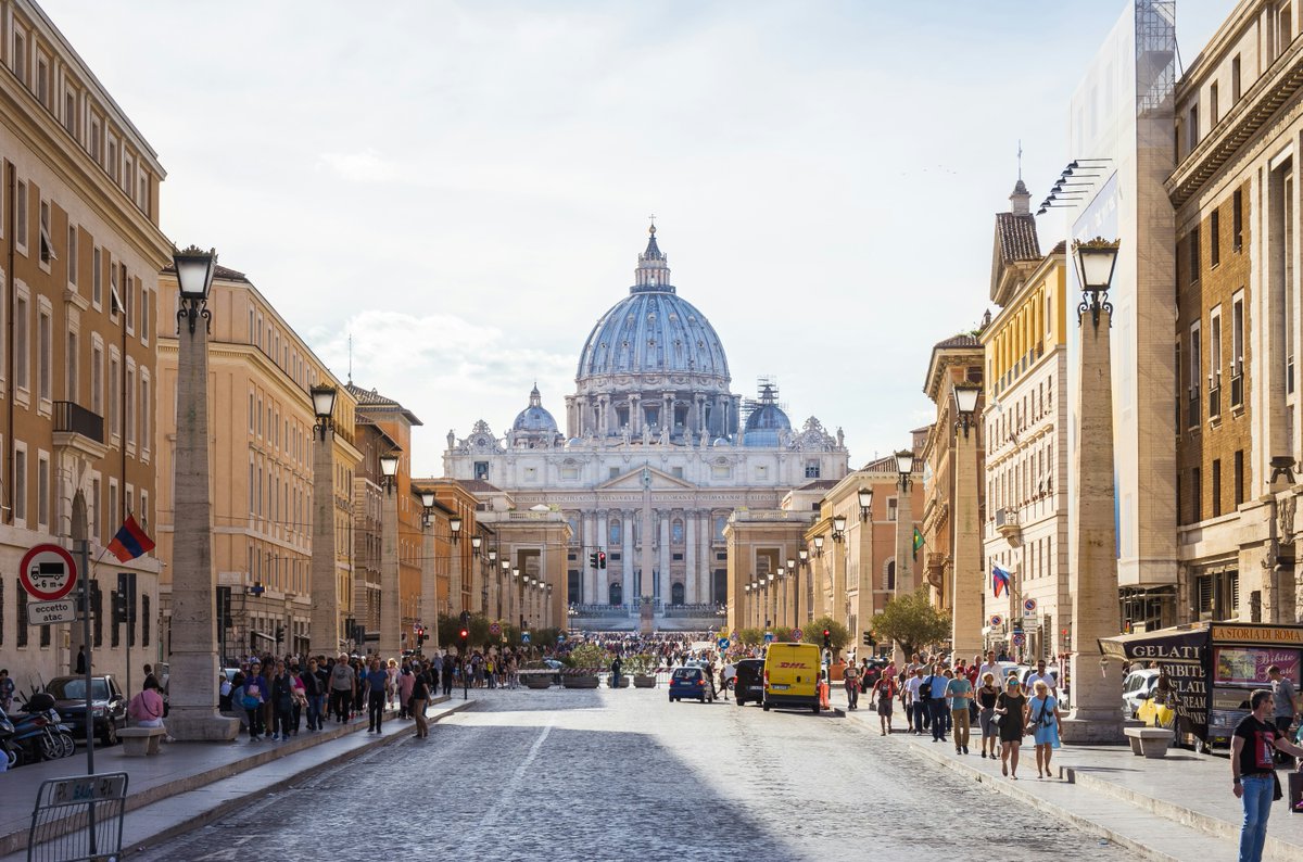 ErikHastings's tweet image. Rome wasn't built in a day but you can see it in THREE! Download my curated 3-Day itinerary for Rome, Italy!  loom.ly/F3Z8cHk #inaday #city #italy #bestday