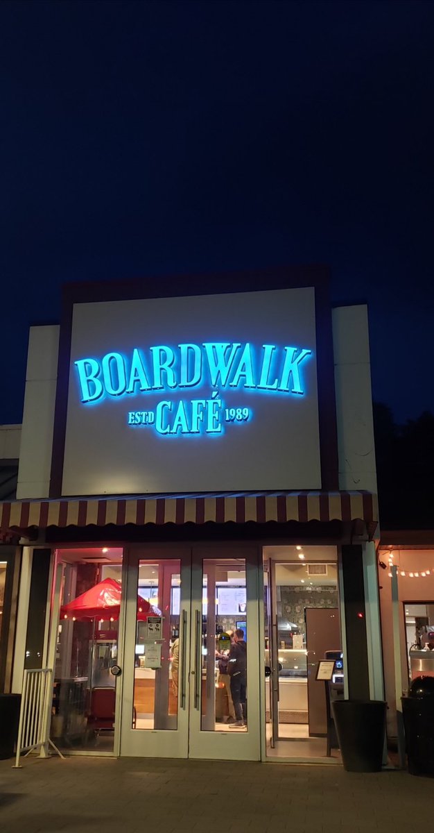 LED_SolutionsCA's tweet image. With decades of experience, BBB accreditation, and a commitment to sustainability, LED Solutions elevates brands with impactful, energy-efficient signage. From design to installation, we’re here to make your business shine. #SignageSolutions #LEDSigns 
Ledsolutions.ca