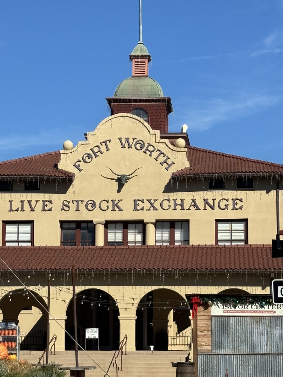 williamsfudge's tweet photo. We’re excited to be part of #WCF2024 in Fort Worth, TX! 🤠 Our very own Amelia Anderson and Alison Atkinson are excited to reconnect with peers from across the country and gain valuable insights from Women in Consumer Finance. #WFConnects https://t.co/zRtH9NK1lv