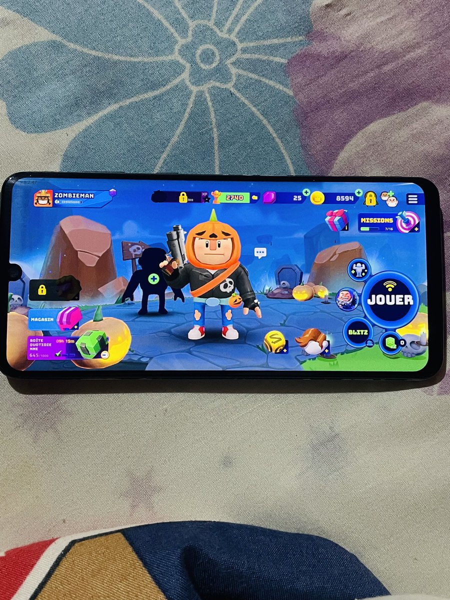 XBTshadowman's tweet photo. Man i have to admit that but this game is so addictive and fun 😂
@TakedownLegends 
really bullish🐂🔥 on this one 
i have collected 2000 $SNACK Point and  
target : Top 50 with 5000 $SNACK point 
LFG $SNACK 
#TakedownLegends #Web3Games https://t.co/9qcbKims0k