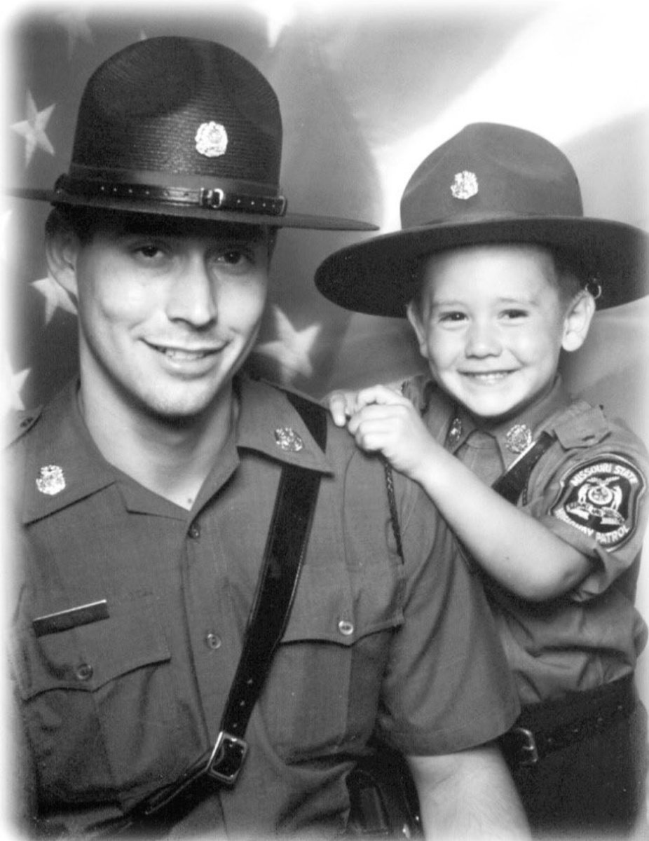 The annual Tpr. Michael Newton Toy Drive has begun!

This drive brings joy to kids staying <a href="/rmhckc/">Ronald McDonald House Charities of KC</a> &amp; <a href="/KUMedCenter/">KU Medical Center</a> during Christmas.

Please donate &amp; help us spread cheer!

🔗 amazon.com/hz/wishlist/ls… or visit any drop-off site!

<a href="/kshighwaypatrol/">KS Highway Patrol</a> <a href="/MHCKenworth/">MHC Kenworth</a> <a href="/PublicSafetyCU/">Public Safety CU</a>