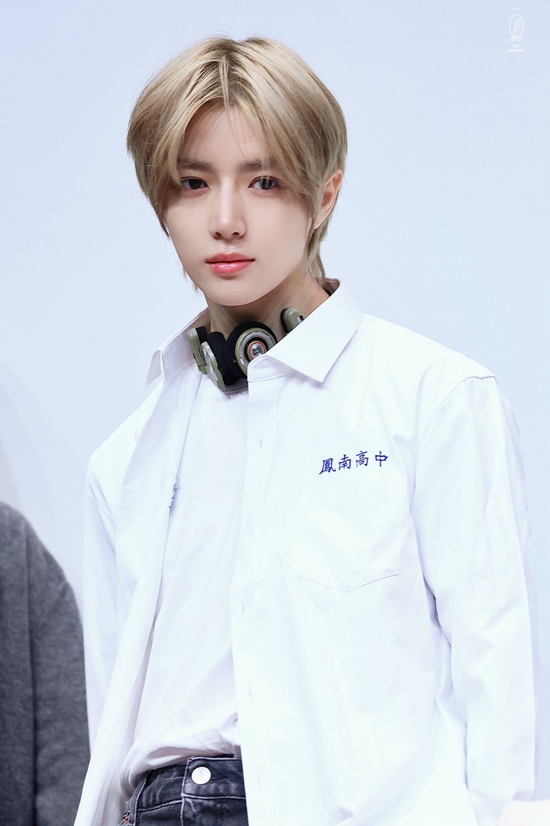 HeymyJasmine313's tweet photo. 241112 🧸🎧

 #TXT #TOMORROW_X_TOGETHER #범규 #BEOMGYU #TXT_BEOMGYU #TXT_범규 #ボムギュ https://t.co/E5Of7wAJug