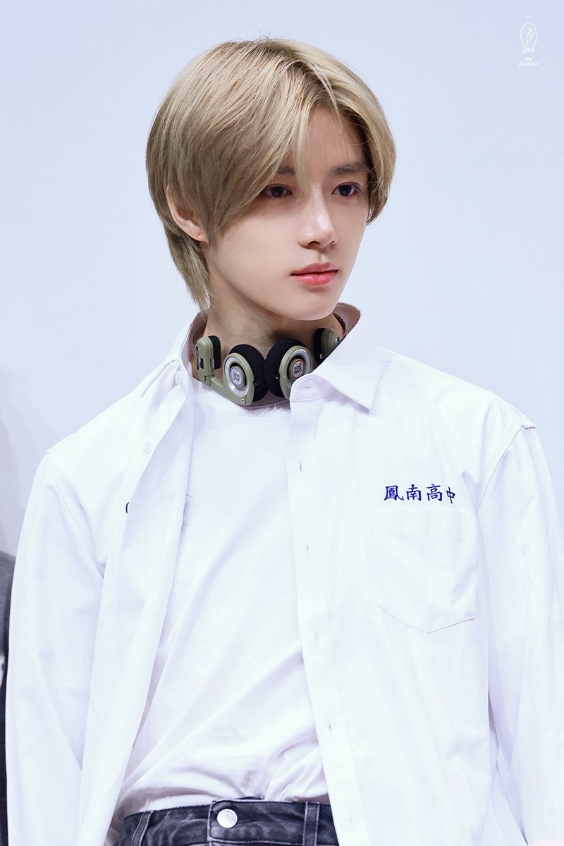HeymyJasmine313's tweet photo. 241112 🧸🎧

 #TXT #TOMORROW_X_TOGETHER #범규 #BEOMGYU #TXT_BEOMGYU #TXT_범규 #ボムギュ https://t.co/E5Of7wAJug
