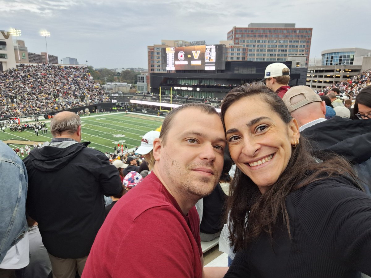 Milene_fontes (@milenefontes3) on Twitter photo Last weekend, I was watching <a href="/GamecockFB/">Gamecock Football</a> vs <a href="/VandyFootball/">Vanderbilt Football</a>
It was a great game!!!
Nashville was packed with Gamecock fans.
I didn't have specific support for one of the teams... I was just there enjoying and still trying to understand American football. Last weekend, I was watching <a href="/GamecockFB/">Gamecock Football</a> vs <a href="/VandyFootball/">Vanderbilt Football</a>
It was a great game!!!
Nashville was packed with Gamecock fans.
I didn't have specific support for one of the teams... I was just there enjoying and still trying to understand American football.
