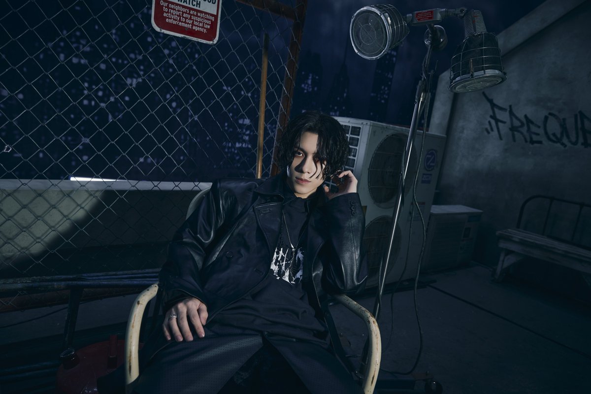 WayV_official's tweet photo. WayV The 6th Mini Album ‘FREQUENCY’ Image Teaser 2 #HENDERY
 
【FREQUENCY - The 6th Mini Album】
➫ 2024.11.25 (CST/KST)
 
🖐️Pre-Release ‘HIGH FIVE’
➫ 2024.11.19 (CST/KST)
 
💿Pre-order
https://t.co/FB5X6wn4aE
 
#WayV #威神V #FREQUENCY
#WayV_FREQUENCY https://t.co/Ag0ZK5keFw