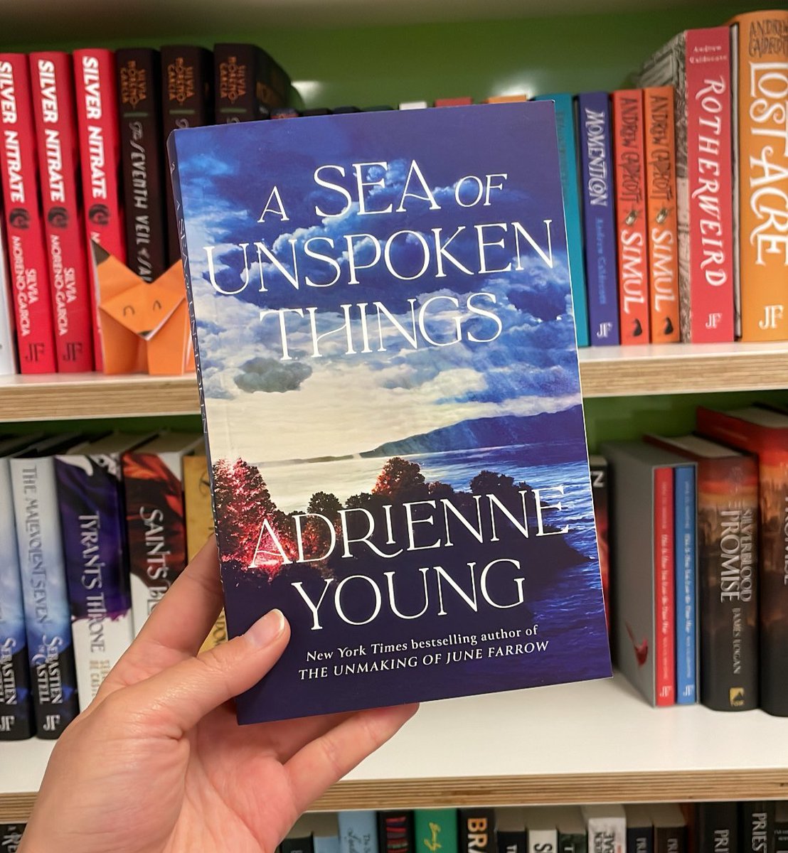 Quercus Books tweet media