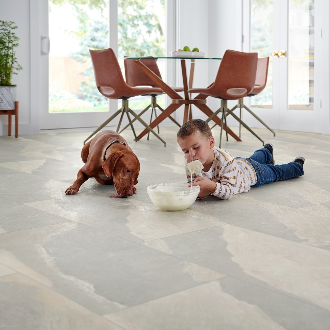 ZnetFlooring's tweet image. Create fun moments on #SolidTech floors! With advanced stain protection and scratch resistance, Mohawk floors are ready for whatever life brings. 

Available to purchase! 👇
🔗 ZnetFlooring.com (Link in bio)

📸 @MohawkFlooring

#ZnetFlooring #MohawkFloors #Flooring #Home