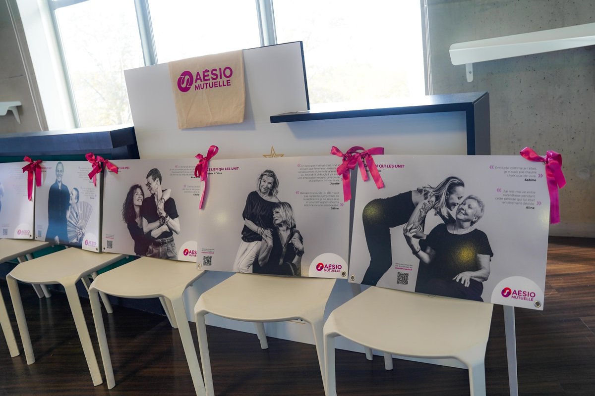 AesioMutuelle's tweet image. Le 28/10 l'@ASSECoeurVert, le Comité Loire @laliguecancer &amp;amp; @AesioMutuelle se sont mobilisés pour la #SantéAuFeminin auprès des joueuses, salariées, supportrices et patientes atteintes de cancer en proposant des conférences et ateliers pour sensibiliser et soutenir cette cause 🙌