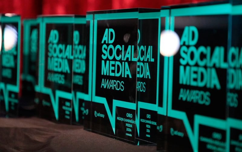 Todos los ganadores de los Ad Social Media Awards 2024, que reconocen los mejores trabajos de publicidad a través de redes sociales bit.ly/4fMarSd <a href="/AdSocy/">Adsocy 📱 Social Content Network</a> <a href="/mcdonalds_es/">McDonald's España</a> <a href="/TBWA_es/">TBWA\ España</a> #AdSocialMediaAwards #Publicidad #SocialMedia